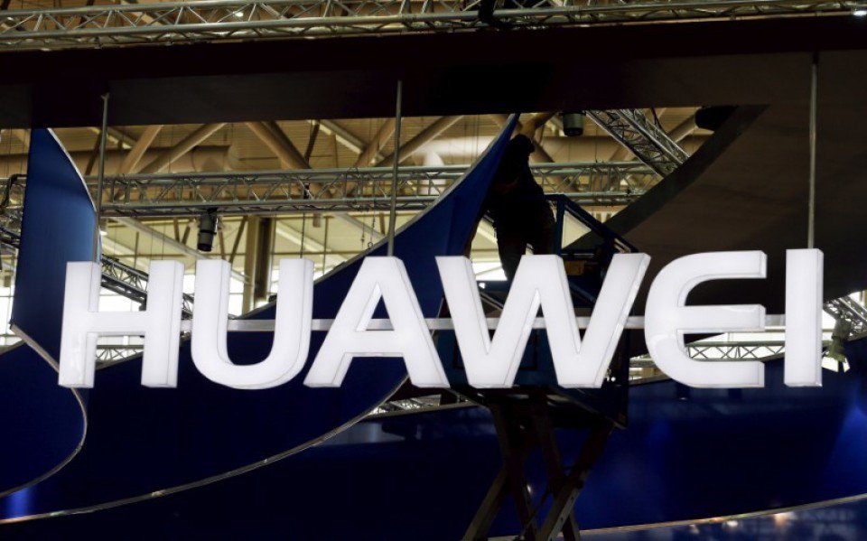 ผลงานไม่ดีมีหนาว! ซีอีโอ Huawei ส่งคำเตือนถึงพนักงาน ถ้าไม่ทุ่มเทก็ลาขาด