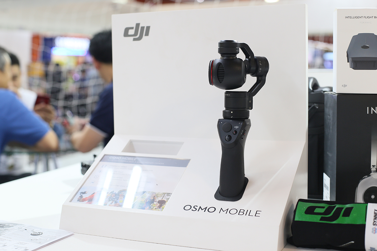 ซินเน็คฯ ตอบโจทย์คอสมาร์ทโฟนที่รักการถ่ายวีดีโอ กับ “Osmo Mobile” จาก DJI