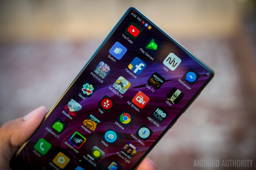 Xiaomi พร้อมส่ง Mi Mix สมาร์ทโฟนจอไร้ขอบลุยต่างแดนเริ่มที่ เวียดนาม วีคหน้า