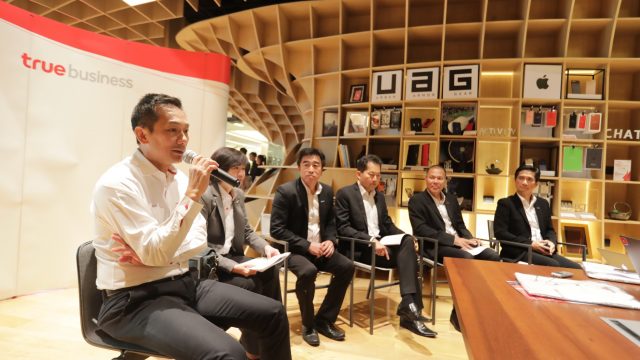 ทรู งัดกลยุทธ์ “สมาร์ท บิสิเนส พาร์ทเนอร์ “คว้าใจลูกค้าองค์กร มองปี 60 โต 12%