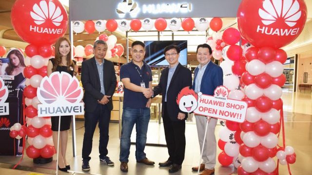 TWZ เปิด Huawei Shop