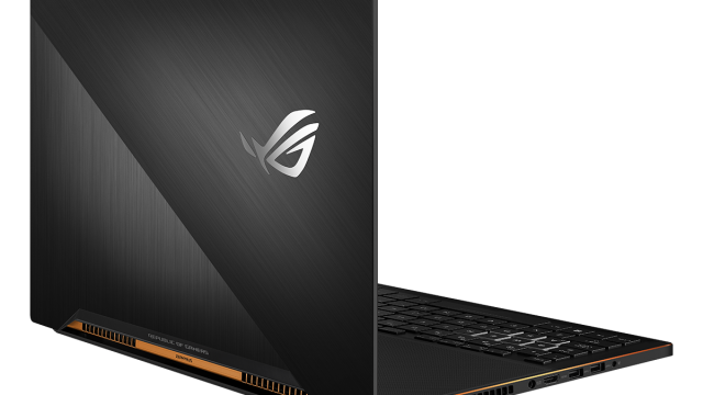 ASUS เผยโฉมเกมมิ่งโน้ตบุ๊กบางที่สุดในโลกอย่าง ROG Zephyrus GX501 ในไทยแล้ว