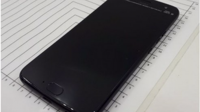 คมชัดทุกมุม! ภาพตัวเครื่อง Moto X4 ว่าที่มือถือกล้องคู่รุ่นใหม่จาก Motorola