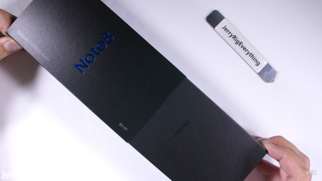 มาดูเรือธง Samsung Galaxy Note8 กับบททดสอบสุดโหด ขูด งอ ลนไฟ