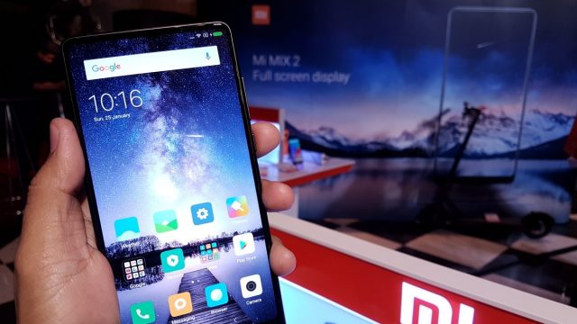 มาตามสัญญา! Xiaomi พร้อมวางขาย Mi MIX 2 ในไทย 15 พ.ย. เป็นต้นไป เคาะราคา 17,990 บาท