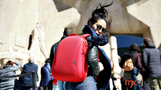 Review Cozi City Backpack Slim – ARIA collection (Flame Red) เป้สะพาย ปลอดภัยด้วยซิปสองชั้น ป้องกันขโมย