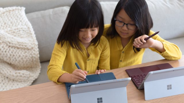 ไมโครซอฟท์ เปิดตัว Surface Go อุปกรณ์พกพาที่เล็กที่สุด และคุ้มค่าที่สุดในตระกูล Surface