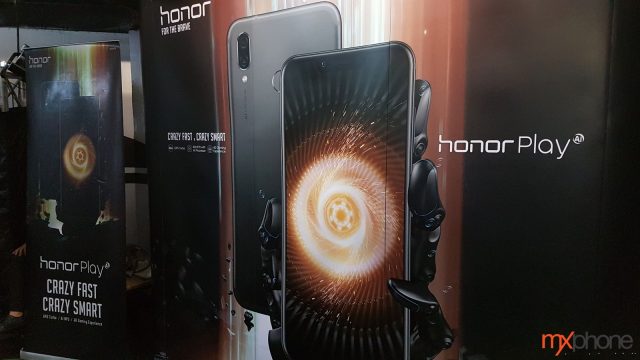 honor Play สมาร์ทโฟนสำหรับคอเกม เตรียมเปิดตัวทางการ 14 ส.ค. นี้ ชูจุดเด่นเทคโนโลยี GPU Turbo, ชิปเรือธง Kirin 970 และประสบการณ์เล่นเกมแบบ 4D Gaming