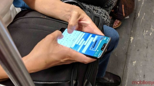 แอบถ่ายเครื่องจริงแบบชัดๆของ Pixel 3 XL จอรอยบาก มีกล้องหน้าคู่
