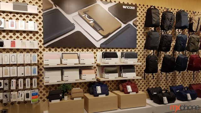 Incase Flagship Bangkok ร้านสาขาแห่งแรกในไทยอย่างเป็นทางการของ Incase เปิดตัวแล้วที่ชั้น 4 ศูนย์การค้าเซ็นทรัลเวิลด์