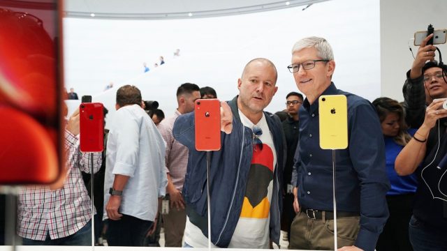 Tim Cook เปิดใจ ประเด็นราคา iPhone รุ่นใหม่ และทำไมต้องมีสองซิม