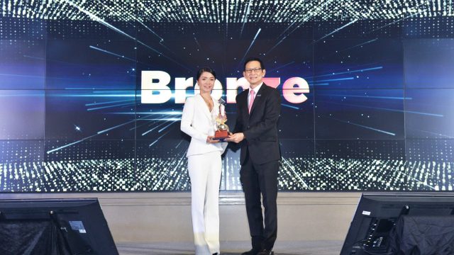 แคมเปญ “LINE MOBILE ซิมถูกสุด หยุดโลก” คว้ารางวัล “Bronze Award” จากเวที MAT Award 2018