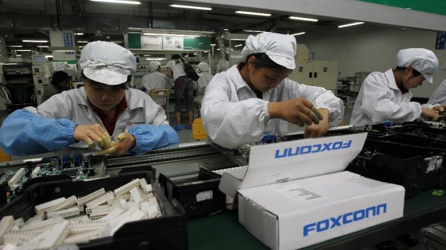 Foxconn เลิกจ้างพนักงานกว่า 50,000 คน หลังตลาดมือถือหดตัว