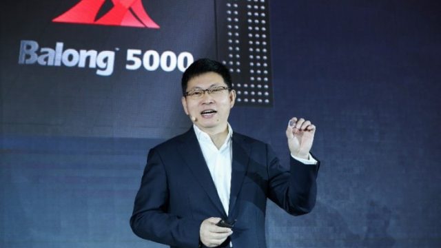 Huawei ลูบปาก! กางแผนขายชิปโมเด็ม 5G ให้กับ Apple