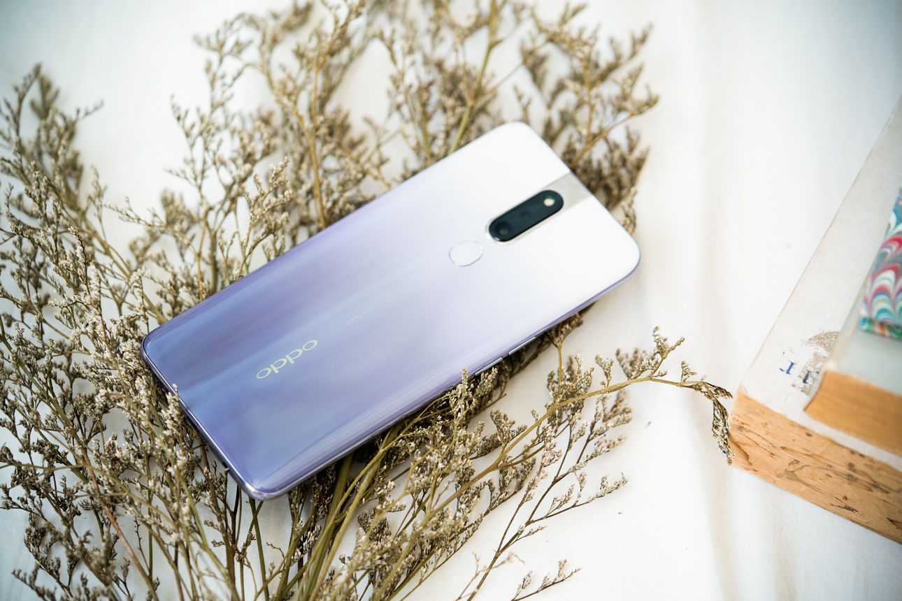 Waterfall Gray is new color for Oppo F11 Pro 
