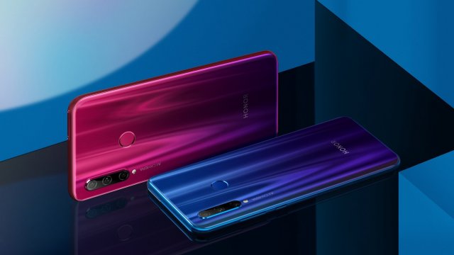 HONOR แนะนำเทรนด์แฟชั่น ‘สีทูโทน’ Mix & Match ยังไงให้เป็นที่น่าชวนมอง!