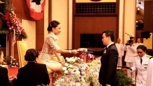 AIS Knowledge Station รับพระราชทานเกียรติบัตร “รางวัลห้องสมุดเฉพาะดีเด่น”