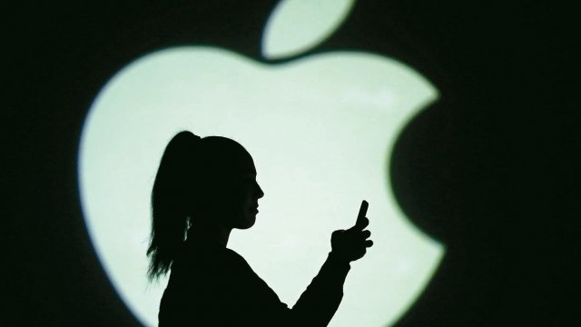ลือ! Apple อาจจะกำลังพัฒนา iPad พับจอได้ เพื่อเตรียมเปิดตัวปีหน้า