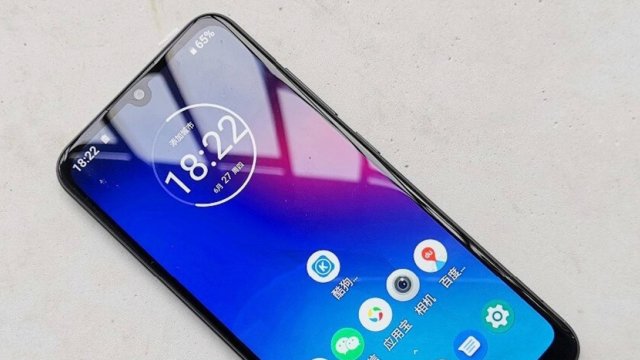 หลุดภาพเครื่องจริง Moto E6 Plus จอรอยบาก ขอบบางกว่ารุ่นปกติ