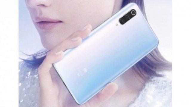 ยลภาพโปรโมททางการของ Xiaomi Mi 9 Pro 5G ในเครื่องสีขาว