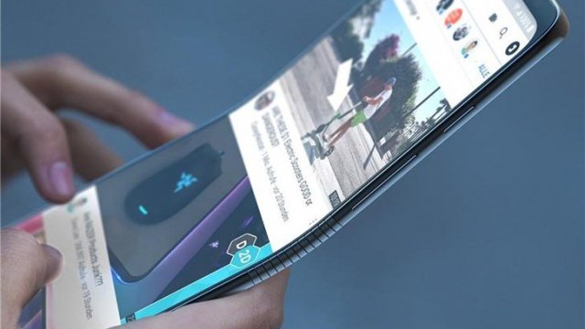 Galaxy Fold 2 จะมาในชื่อ Galaxy Bloom ขนาดหน้าจอนอกเล็กลง ราคาถูกลง