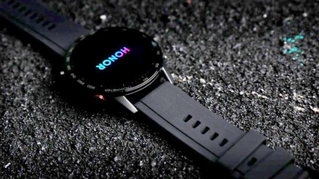 หลุดภาพโปรโมต Honor Magic Watch 2 ตัวเรือนเพรียว ขอบจอบาง