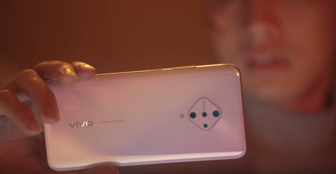 vivo V17