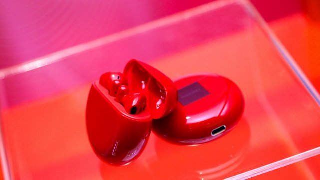 HUAWEI FreeBuds 3 RED EDITION สีใหม่นำเทรนด์ พร้อมวางจำหน่ายแล้ว ในราคา 4,990 บาท