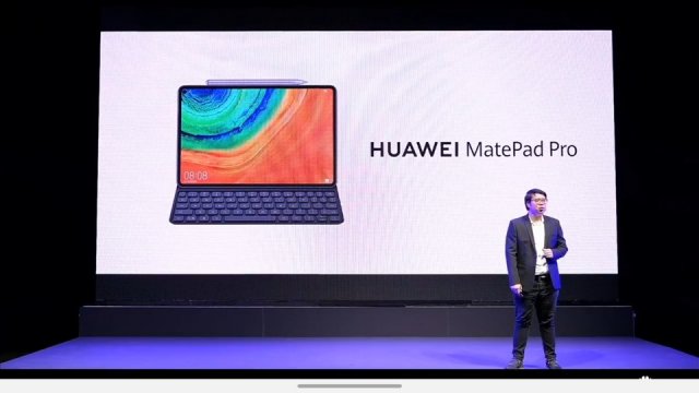 เข้าไทยแล้ว! Huawei MatePad Pro แท็บเล็ตจอใหญ่ แบตฯอึด เปิดที่ 16,990 บาท