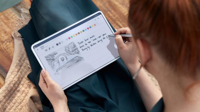 HUAWEI MatePad Pro เพื่อนรู้ใจ ที่ช่วยให้คุณทำคะแนนนำในทุกคลาสออนไลน์