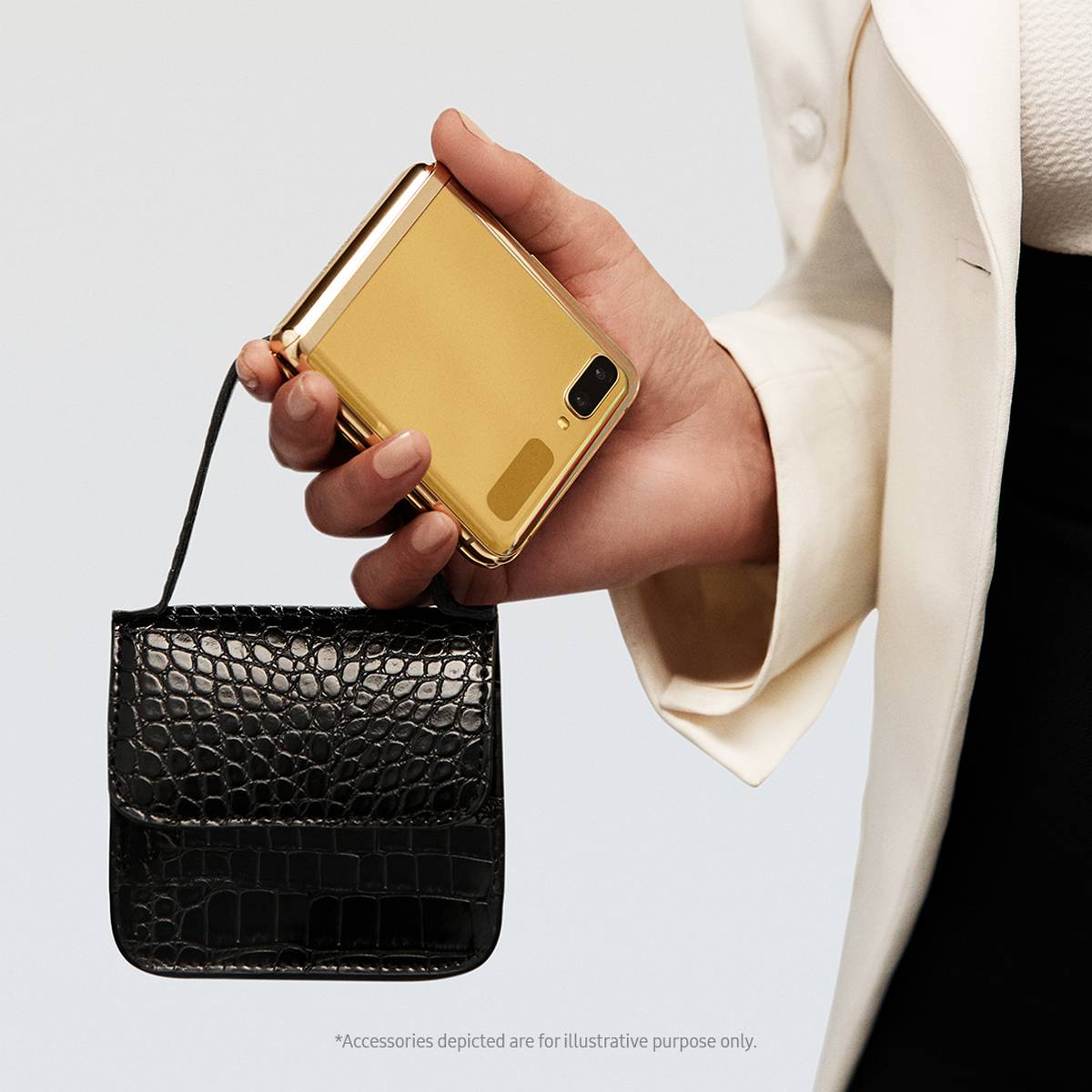 Samsung Galaxy Z Flip in Mirror Gold color