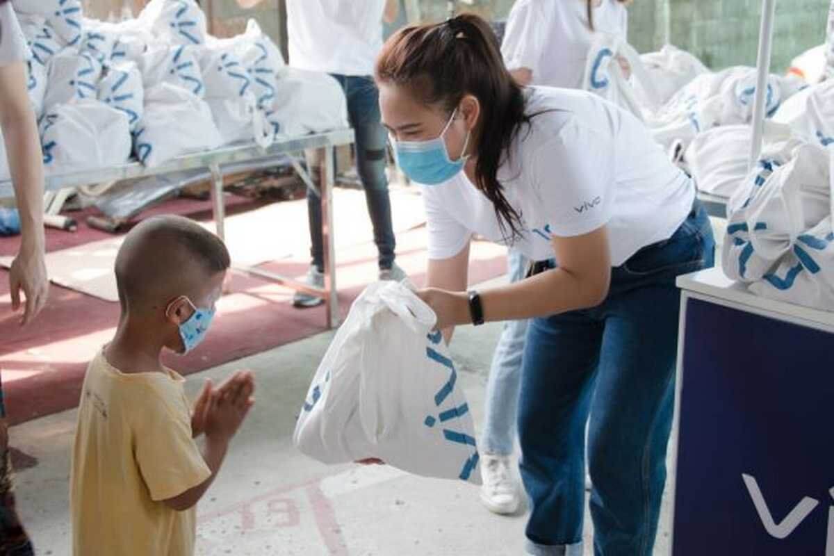 Vivo Cares Vivo Shares