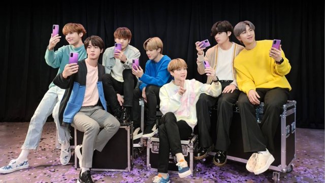 แฟนบังทันเตรียมเปย์! เปิดตัวแล้ว Samsung Galaxy S20+ 5G BTS Edition สีม่วง Haze Purple