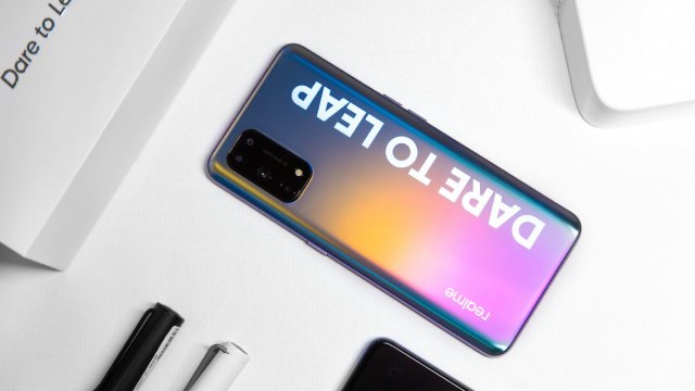 Realme X7 Pro สมาร์ทโฟน 5G ระดับกลางที่ออกมาชน Redmi K30 Ultra