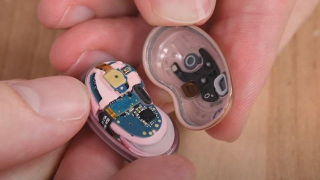 iFixit แกะหูฟัง Samsung Galaxy Buds Live ให้คะแนนซ่อมง่าย 8/10