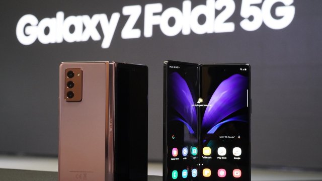 Samsung Galaxy Z Fold2 5G เคาะราคาไทย  69,990 บาท จองได้แล้ววันนี้