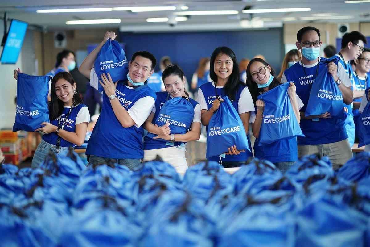 Samsung Love & Care