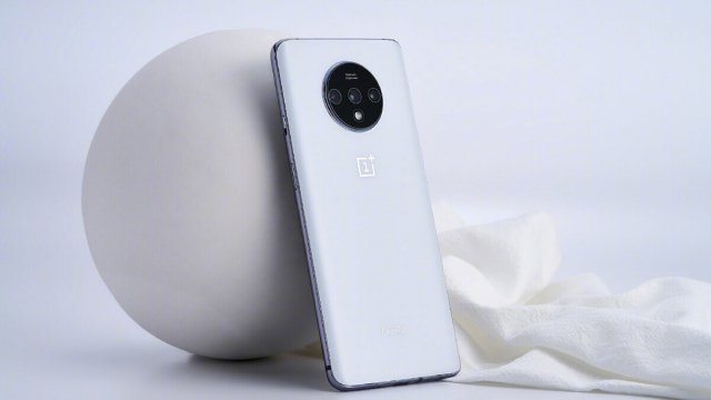 เปิดตัว OnePlus 7T สีพิเศษ White edition ที่ประเทศจีน