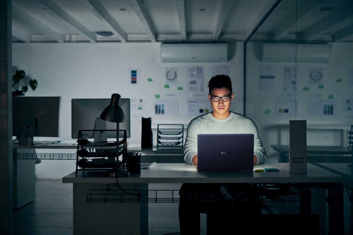 HUAWEI MateBook 14