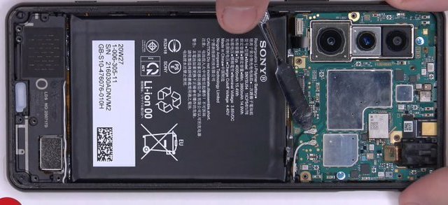 เผย VDO แกะเครื่อง Sony Xperia 5 II ถือว่าถอดง่ายและประกอบง่าย