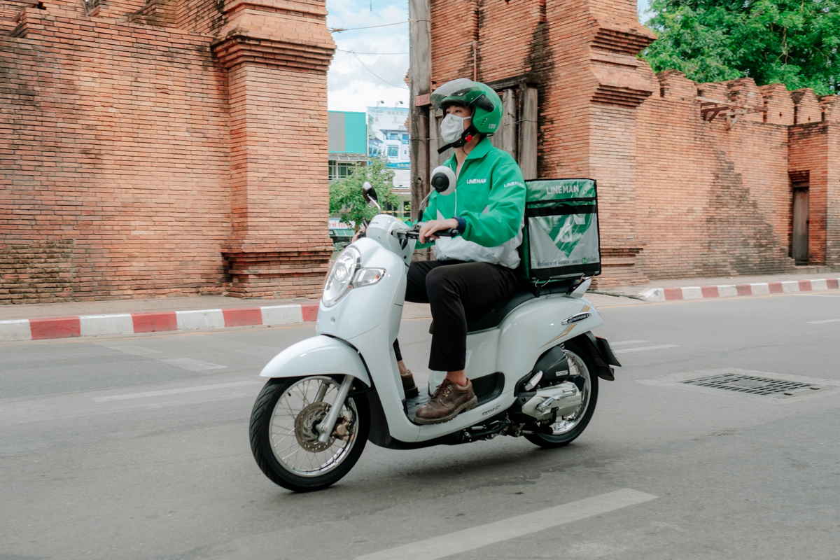 LINE MAN is accepting additional drivers in 29 provinces across Thailand.