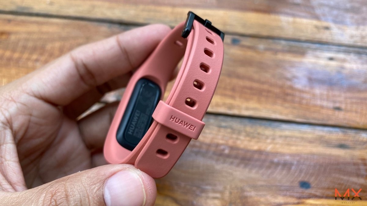 HUAWEI Band 4e Review