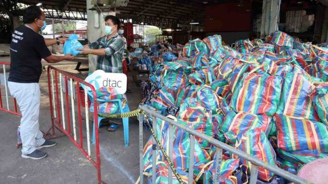 dtac ช่วยเหลือแรงงานข้ามชาติที่ได้รับผลกระทบจาก COVID-19