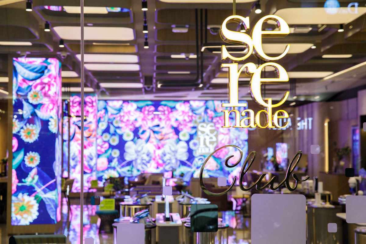 AIS Serenade Club Flagship Store