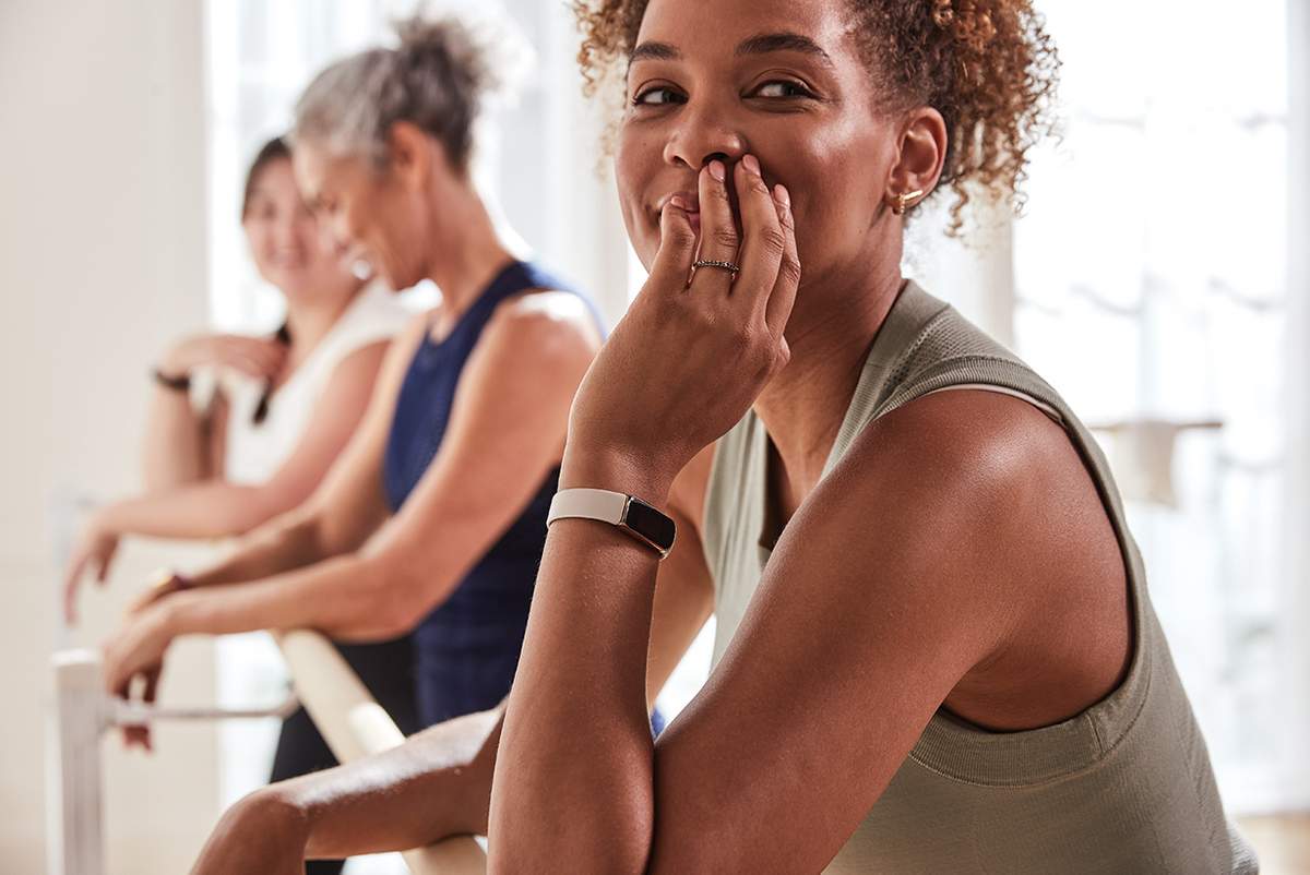 Fitbit Luxe ฟิตบิท