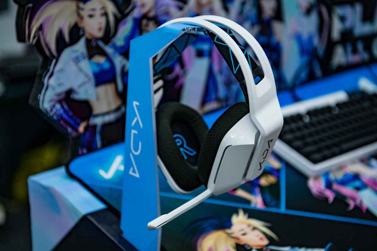 Logitech G, RIOT Games