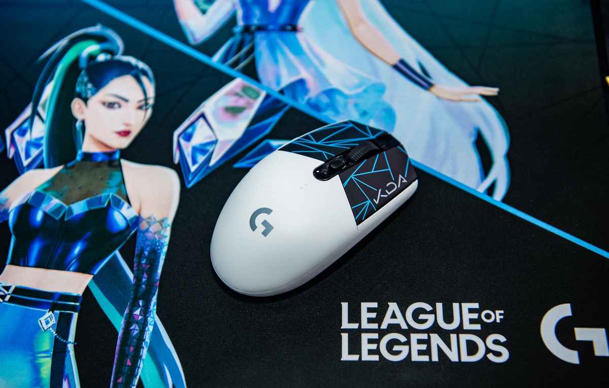 Logitech G, RIOT Games