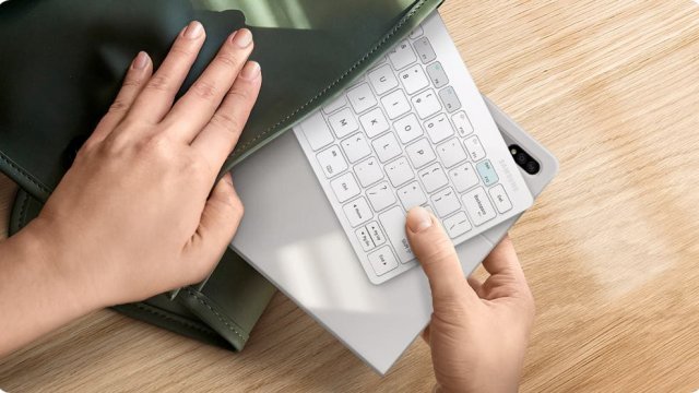 เปิดตัว Smart Keyboard Trio 500 คีย์บอร์ดพกพารองรับการเชื่อมต่อพร้อมกัน 3 อุปกรณ์