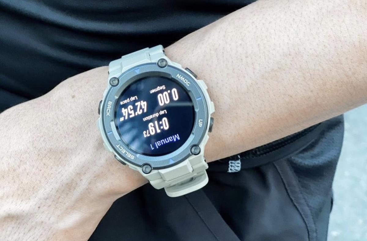 บิ๊ก ณทรรศชัย ใส่นาฬิกา Amazfit T-Rex Pro