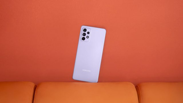 Samsung สร้างมาตรฐานใหม่ สมาร์ทโฟนระดับกลางจะมาพร้อมชาร์จเร็ว 25W